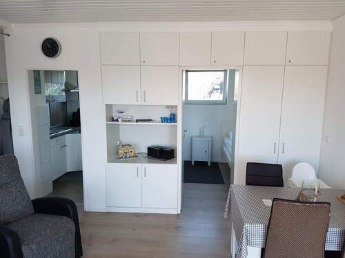 Wohnzimmer - Etagenwohnung mit 37,80 m&sup2; in Wangerland-Horumersiel zum Kaufen