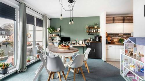 Wohnzimmer 1 - 3 Zimmer Etagenwohnung zum Kaufen in Würselen