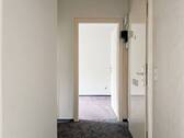 Flur - 2 Zimmer Etagenwohnung zum Kaufen in Hannover