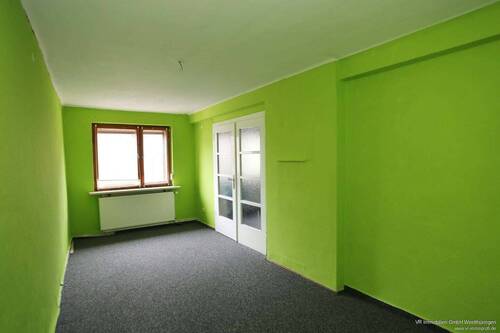 Wohnbereich EG - Mehrfamilienhaus, Wohnhaus mit 285,00 m² in Behringen zum Kaufen