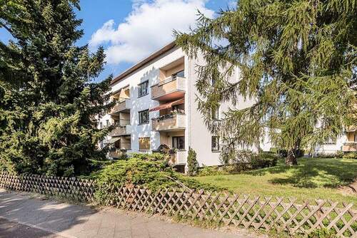 Straßenansicht - Charmante 1-Zimmerwohnung nahe des Kranoldplatzes
