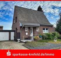 Einfamilienhaus mit Garage und Gewächshäusern - Grefrath