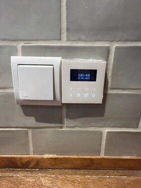 eingebautes Radio Badezimmer - 