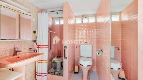 1. OG Badezimmer 1 - 