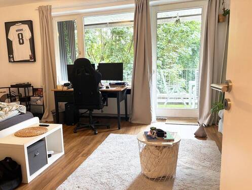 Wohnen Zugang Balkon 1 - 4 Zimmer Etagenwohnung zur Miete in Köln