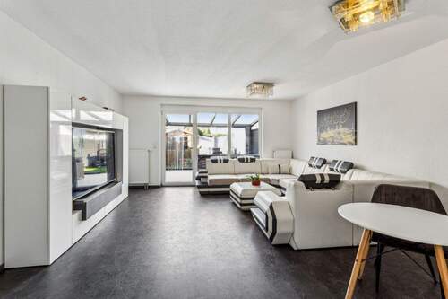 Wohnzimmer - Reihenmittelhaus mit 130,00 m² in Stuhr / Brinkum zum Kaufen