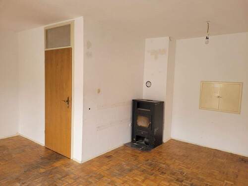 Wohn- und Essbereich - Reihenendhaus mit 124,00 m&sup2; in München-Moosach zum Kaufen