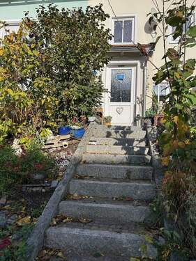 Hauszugang - 8 Zimmer Reihenmittelhaus in Hengersberg