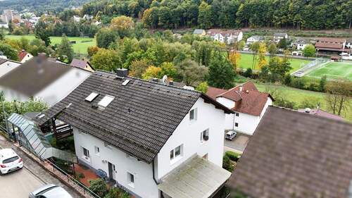 Randlage - Mehrfamilienhaus, Wohnhaus mit 284,20 m² in Bad Soden-Salmünster zum Kaufen