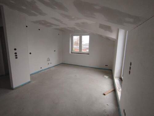 Wohn-/Essbereich - Zur Miete: Helle Mietwohnung im Neubau-Mehrfamilienhaus