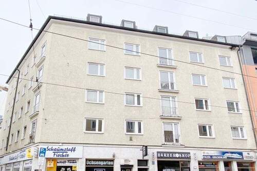 Haus - Gepflegte 2-Zimmer-Dachgeschoss-Wohnung in München unweit des Gärtnerplatzes