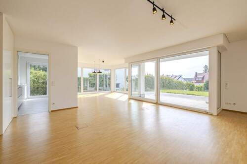 Wohn- und Essbereich - 