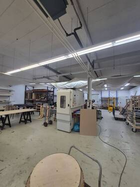 Tischlerei_Produktion_8.jpg - 