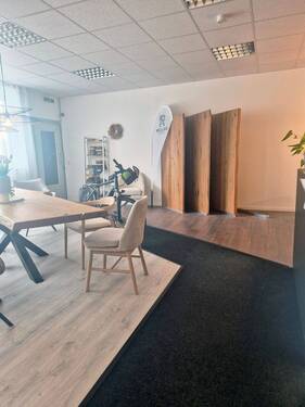 Tischlerei_Ausstellung_3.jpg - Büro mit 555,00 m&sup2; in Lübbecke zur Miete