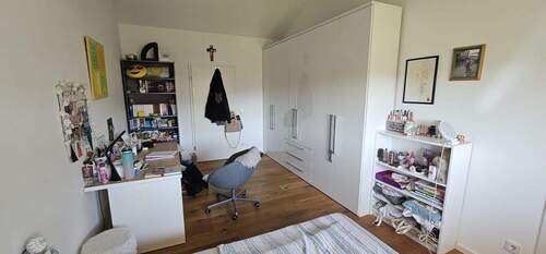 Teilansicht Gäste oder Kinderzimmer - 