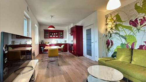 Wohnbereich & Küche - 