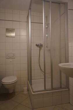 Dusche/WC im UG - 