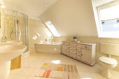 Wohneinheit 2 - Badezimmer - 