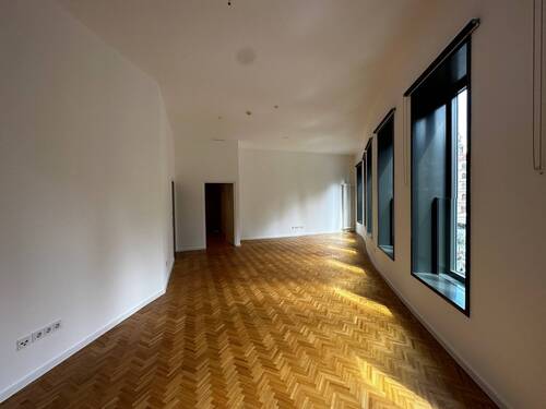 Wohnzimmer - Etagenwohnung mit 78,10 m² in Dresden zur Miete
