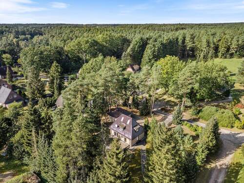 Luftansicht - Modern saniertes Anwesen in der Lüneburger Heide - Wohnen, wo andere Urlaub machen