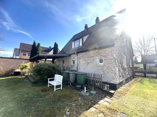 Bild 3 - 7 Zimmer Einfamilienhaus in Roth