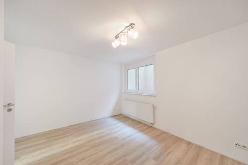 Neues Duschbad im Untergeschoss - 