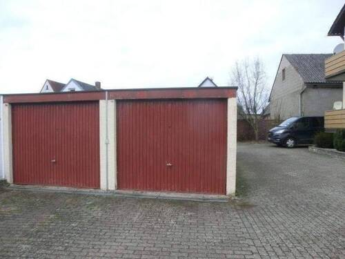 Doppelgarage - 1 Zimmer Mehrfamilienhaus, Wohnhaus zum Kaufen in Röthlein