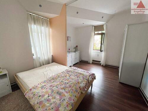 Schlafzimmer - Etagenwohnung mit 67,40 m&sup2; in Aue zur Miete