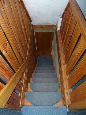 Treppe zum Spitzboden - 