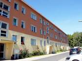 Plossenhöhe 9-9c - Hofstraße - Über den Dächern Meißens wohnen: 2 RWE mit Balkon und Dusche auf dem Plossen