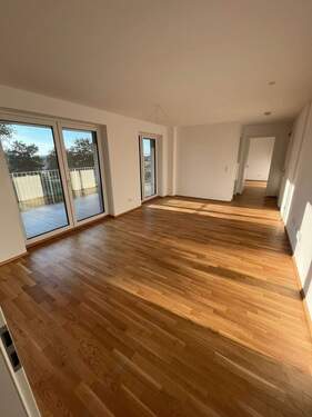 Wohnbereich - 2 Zimmer Etagenwohnung zur Miete in Schweinfurt