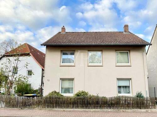 Bild 1 - Vermietetes Einfamilienhaus mit vielfältigen Wohnkonzepten in Gleidingen zu verkaufen!