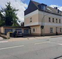 Duisburg Homberg Mehrfamilienhaus mit Garagen