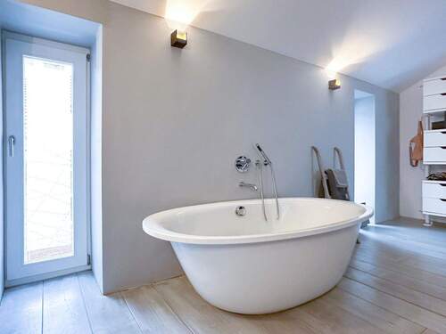 2. OG Master Bathroom - 