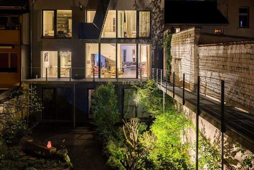 bei Nacht - Mehrfamilienhaus, Wohnhaus mit 338,00 m&sup2; in Bonn zum Kaufen