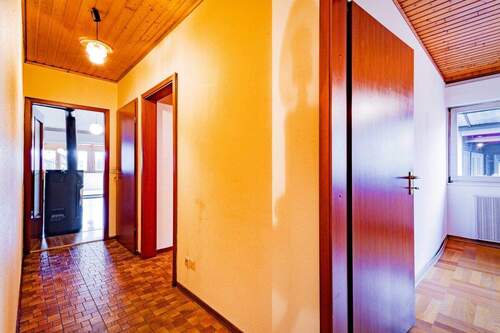 Flur Richtung Essbereich - 