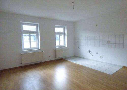 Wohnzimmer - Bilder EBK sep. - 2 Zimmer Etagenwohnung in Chemnitz
