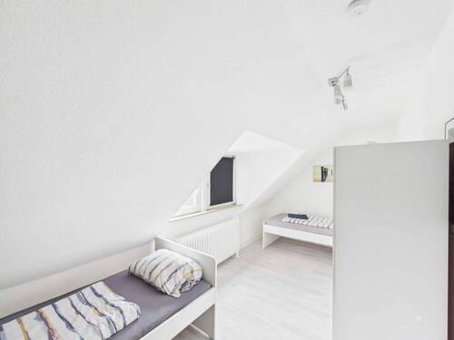 Schlafzimmer 2(2.OG) - 