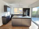 topmoderne EBK - 4 Zimmer Etagenwohnung in Rodgau