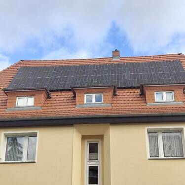 PV-Anlage straßenseitig - 
