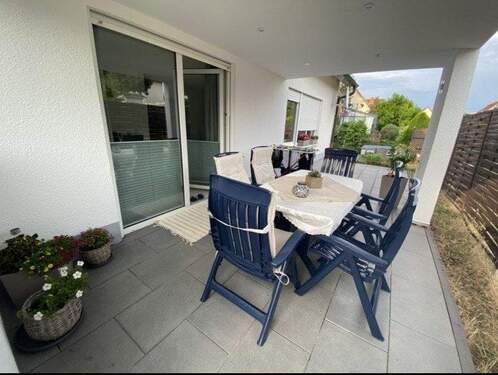 ...teilüberdachter & wettergeschützter Terrassenbereich - 5 Zimmer Einfamilienhaus zum Kaufen in Kaltennordheim