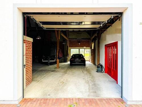 Halle Nordflügel mit Durchgang zum Ostflügel - 