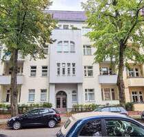 Stilvoller Dachgeschoss-Traum mit zwei Dachterrassen - bezugsfreie 2-Zimmer-Wohnung in Berlin-Grünau