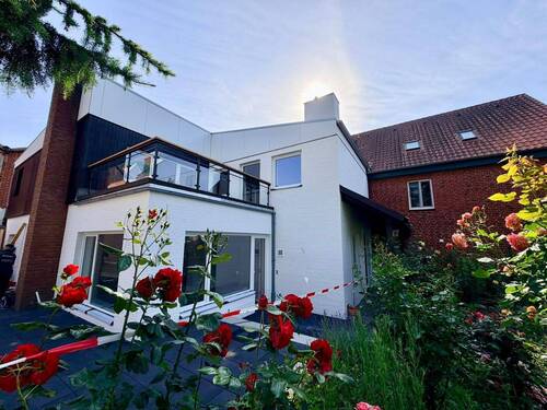 Hausansicht - 4 Zimmer Einfamilienhaus zum Kaufen in Lüneburg