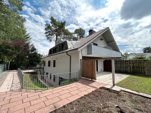 Ansicht Balkon und Terrasse - 7 Zimmer Etagenwohnung zum Kaufen in Erlangen