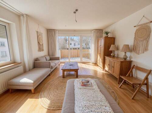 Wohnzimmer Einrichtungsbeispiel (KI generiert) - 