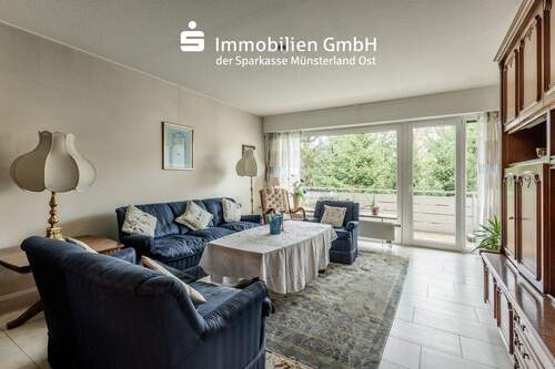 Wohnzimmer - 4 Zimmer Etagenwohnung in Beckum / Neubeckum