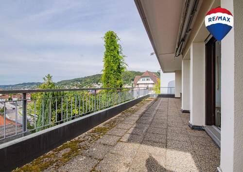 Balkon - 3,5-Zimmer Wohnung mit großem Balkon zur Miete in Waldshut