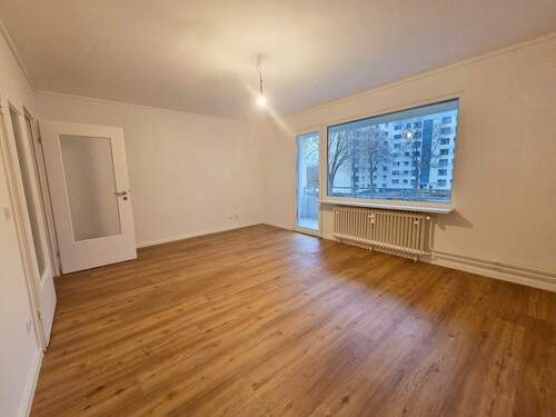 Wohnen - 4 Zimmer Etagenwohnung zur Miete in Kronshagen