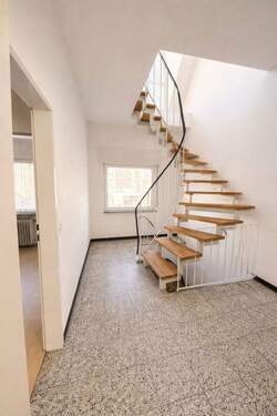 Treppenhaus 1.OG - 